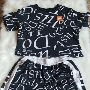 Nike 2 piece  set